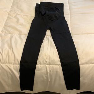 Black maternity leggings